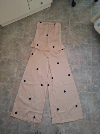 Conjunto top y pantalón lunares beige