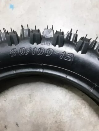 Neumático Cross 12"