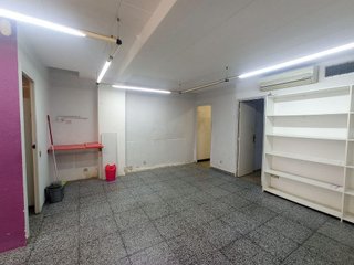 Local comercial en venta en Pedró en Cornellà de Llobregat