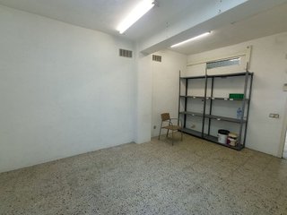 Local comercial en venta en Pedró en Cornellà de Llobregat