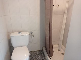 Local comercial en venta en Pedró en Cornellà de Llobregat