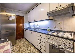 Piso en venta en Creu de Barberà en Sabadell