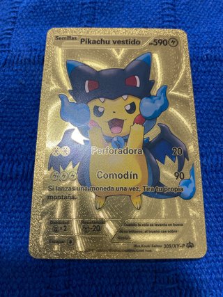 Carta Pokémon Pikachu Vestido 590 HP