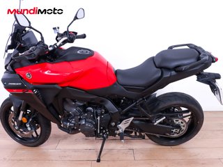 YAMAHA TRACER 9