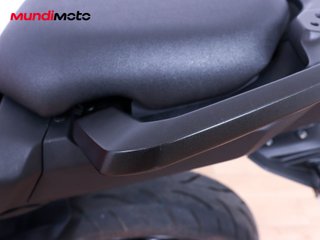 YAMAHA TRACER 9