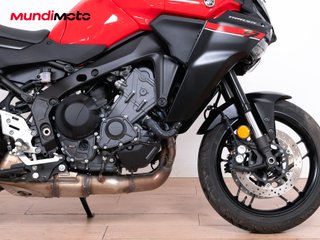 YAMAHA TRACER 9