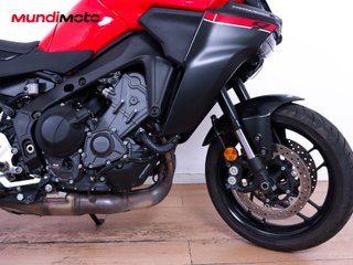 YAMAHA TRACER 9
