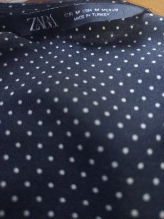 Vestido Zara lunares finito