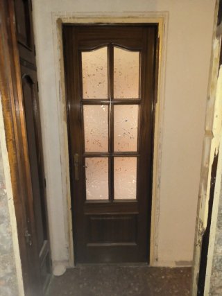 Puerta de madera interior leer bien