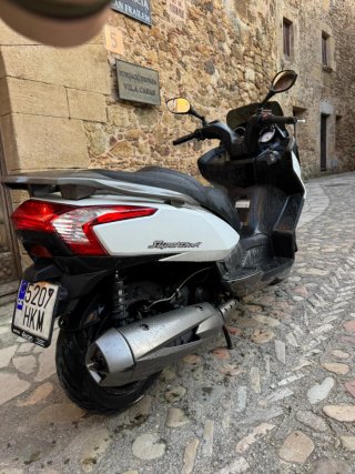 Kymco Super Dink 300cc Maxi Scooter 2012.