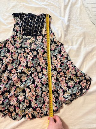 Lote 2 blusas estampadas flores