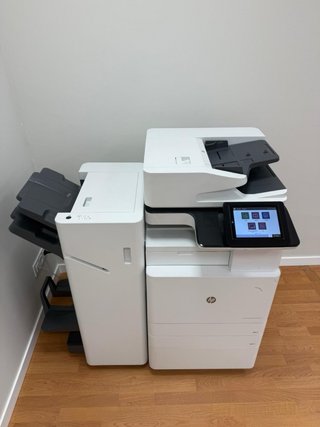 Impresora HP Color LaserJet Managed Flow MFP E876
