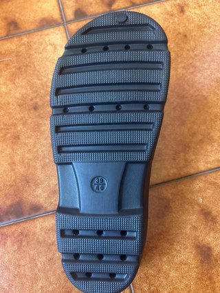 Chanclas negras súper cómodas