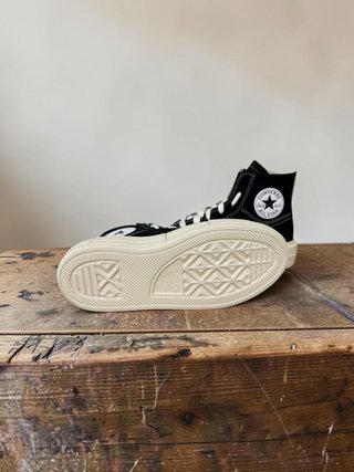 Converse Negras Plataforma