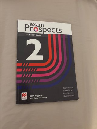 EXAM PROSPECTS 2 Student's book: libro de texto...