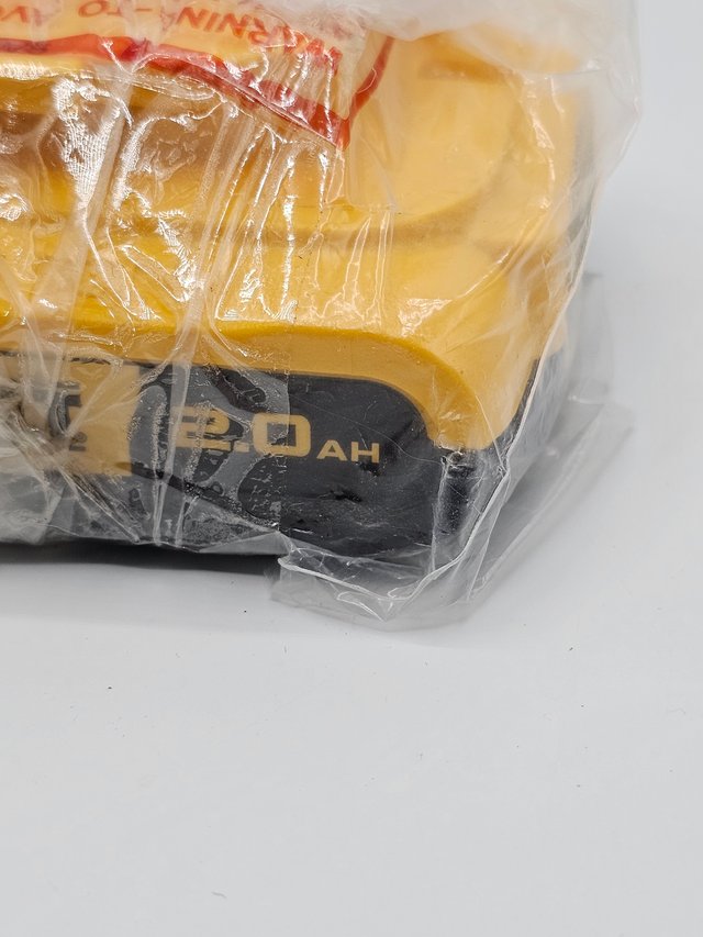 Batería DeWalt 18V 2.0Ah XR Li-Ion DCB183-XJ