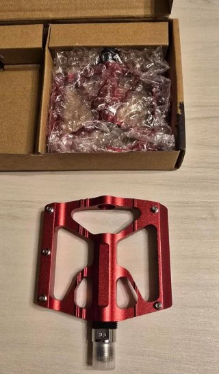 Pedales Bicicleta Aluminio Rojos Nuevos.