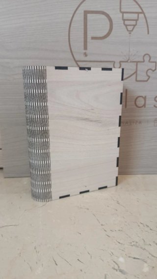 Caja libro decorativa de madera