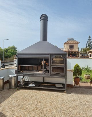 Barbacoa De Leña Con Parrilla Grande