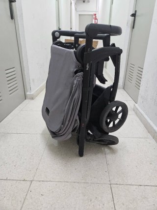 Carro y Silla de paseo Inglesina Electa gris