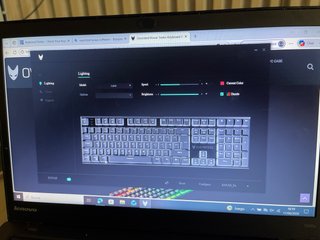 Teclado gaming Oversteel Kovar RGB – mecánico