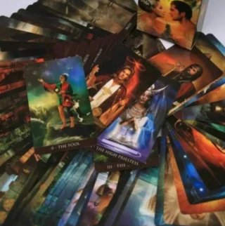 Tarot Arcanum Solo se abrió y se consagró.