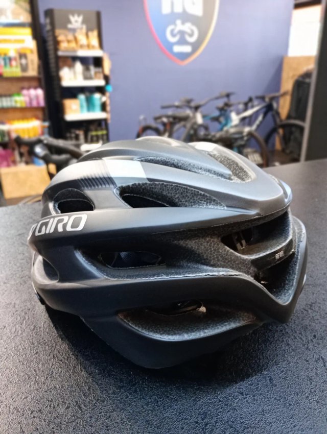 Casco Giro Revel 54-61cm Negro
