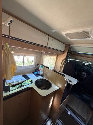 Autocaravana Sunlight T69 muy equipada y autonoma