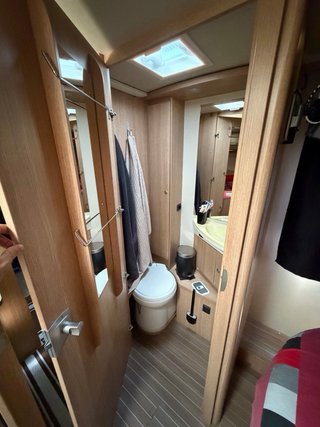 Autocaravana Sunlight T69 muy equipada y autonoma