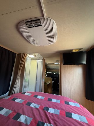 Autocaravana Sunlight T69 muy equipada y autonoma