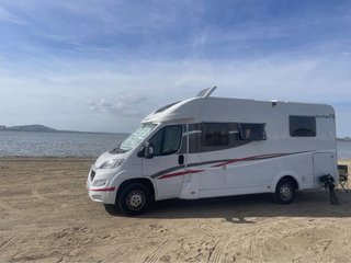 AUTOCARAVANA 100% AUTÓNOMA CON INSTALACION LITIO