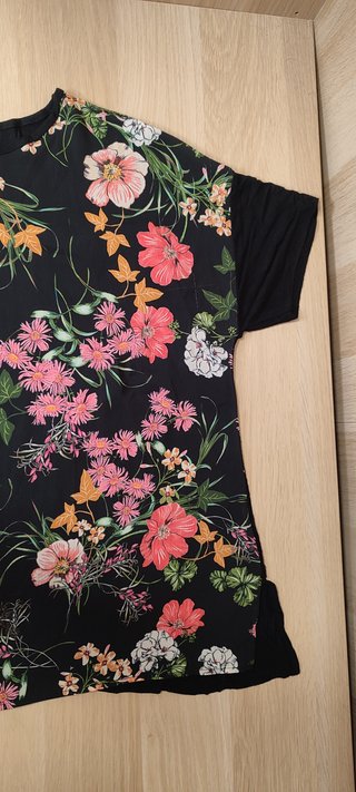 Camiseta Stradivarius talla M