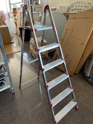 Escalera Doméstica 6 Peldaños