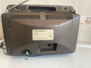 TV Portátil Grundig 12V/220V B/N