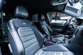 VOLKSWAGEN GOLF 7.5R PERFORMANCE *AKRAPOVIC*