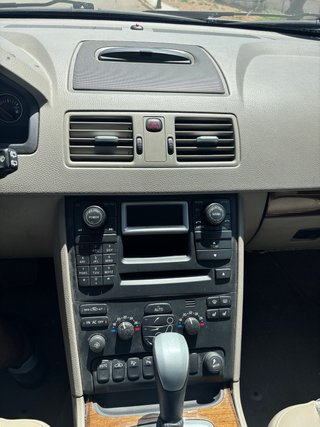 Volvo XC90 2003