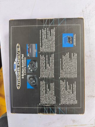 Retro-Bit Mega Drive 8-Botones Arcade Pad