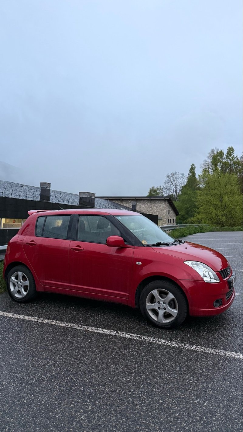 Suzuki Swift 2006 - foto 1