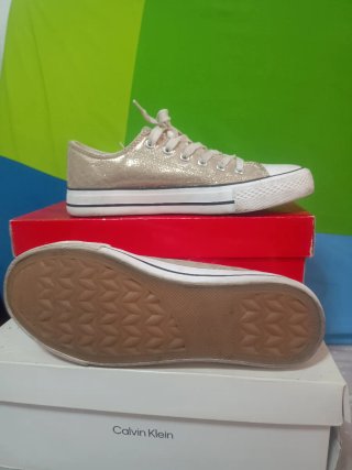 Zapatillas Converse Doradas Brillantes