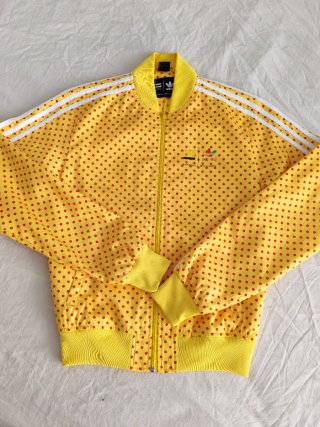 Chaqueta Adidas x Pharrell Williams Lunares