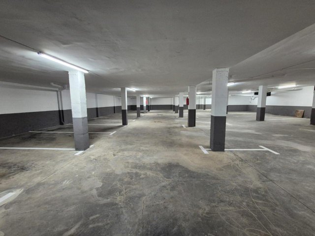 PARKING EN ALQUILER EN SANT MEDIR!!!