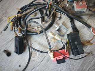 Electrónica y cables Vespino ALX