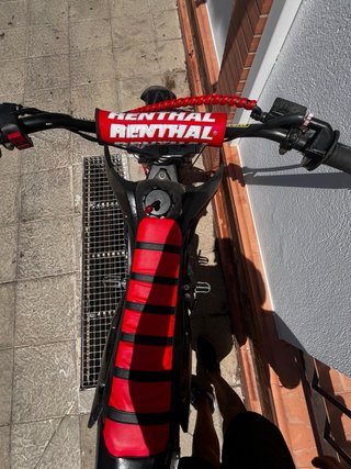 Pit Bike Orion 140cc Negra y Roja