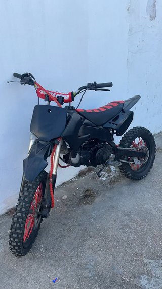 Pit Bike 140cc Motocross Negra y Roja