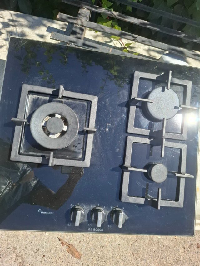 Encimera de gas Ciudad Bosch 3 fuegos