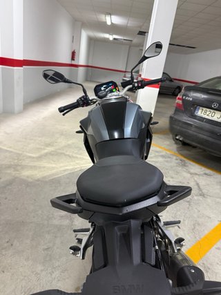 BMW F900R 105cv Gris Moto Naked año 2023