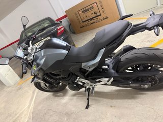 BMW F900R 105cv Gris Moto Naked año 2023