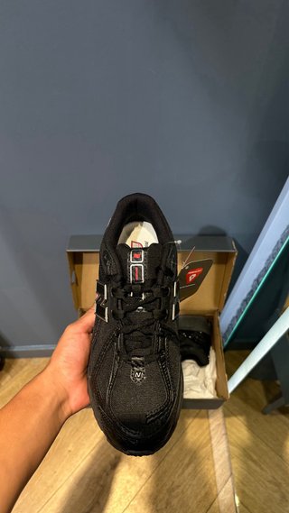 New Balance 1906R Hombre Negro Plata