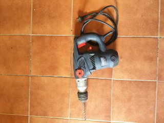 Martillo Percutor Alpha Tools ABR 1600