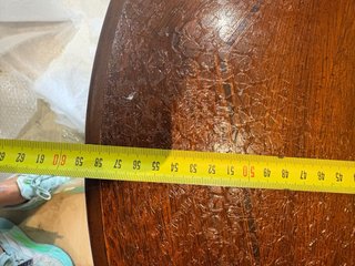 Mesita auxiliar redonda de madera